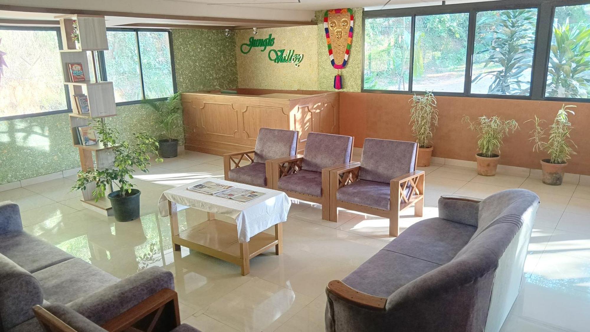 Jungle Valley Ayurvedic Spa Resort Meppādi エクステリア 写真